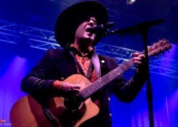 יורם חזן - כנסיית השכל. האנגר 11, ת"א.